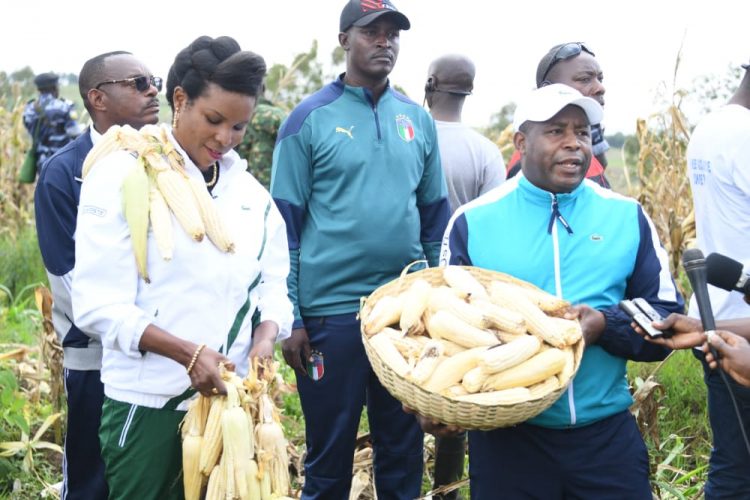 Umukuru w’igihugu Ndayishimiye ahamagarira Abarundi kwitegurira irima ryo mu ci