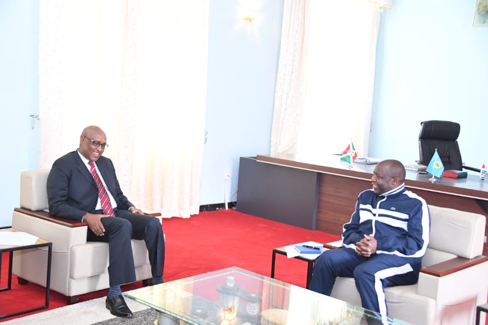 Umukuru w’Igihugu yakiriye Umushikiranganji wa Kenya araba ibijanye n’Umuryango wa Afrika y’Ubuseruko